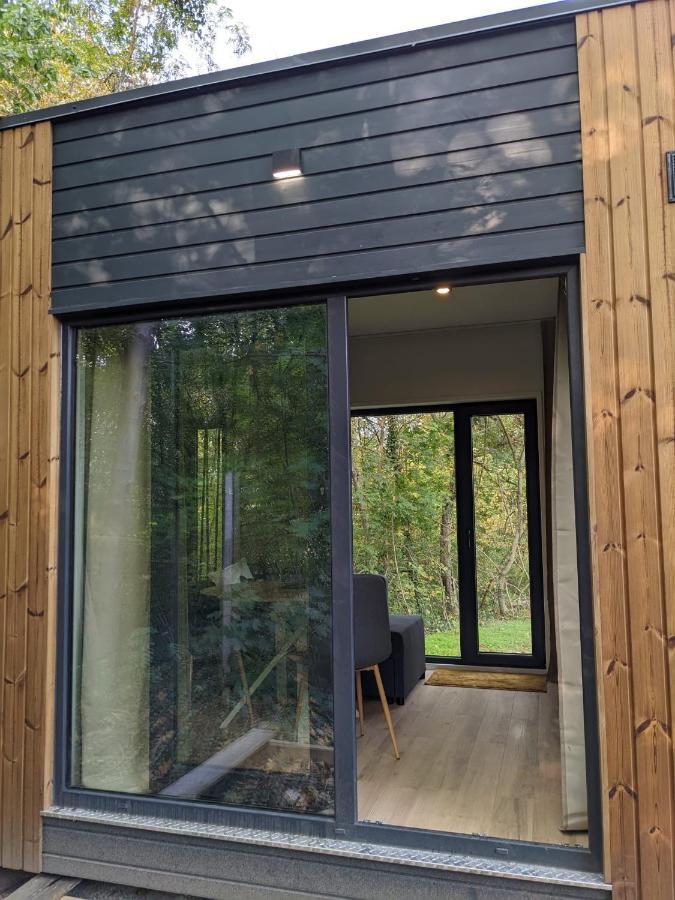 Sunrise Kube Villa Hainburg an der Donau Luaran gambar